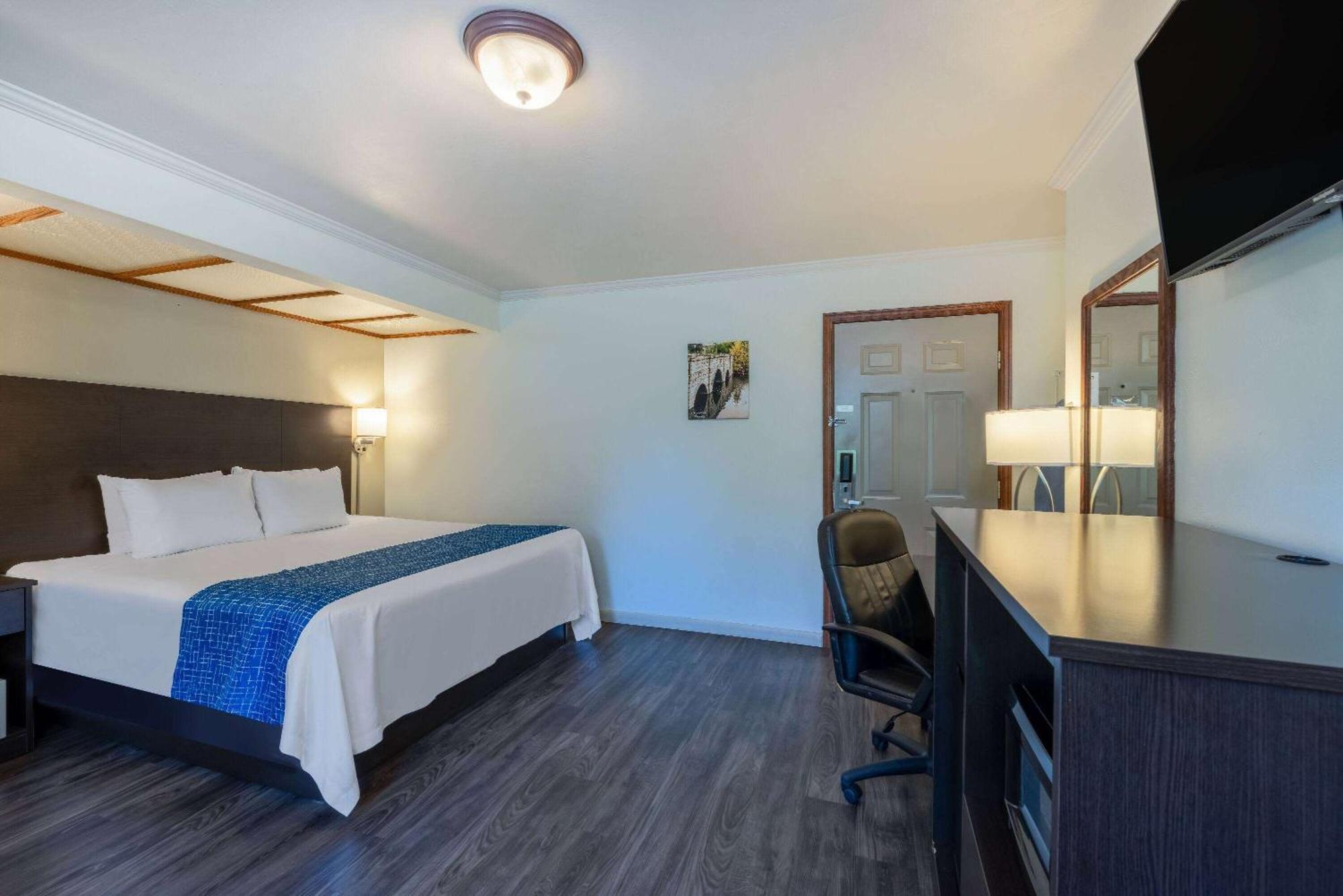 Travelodge By Wyndham Livingston Zewnętrze zdjęcie