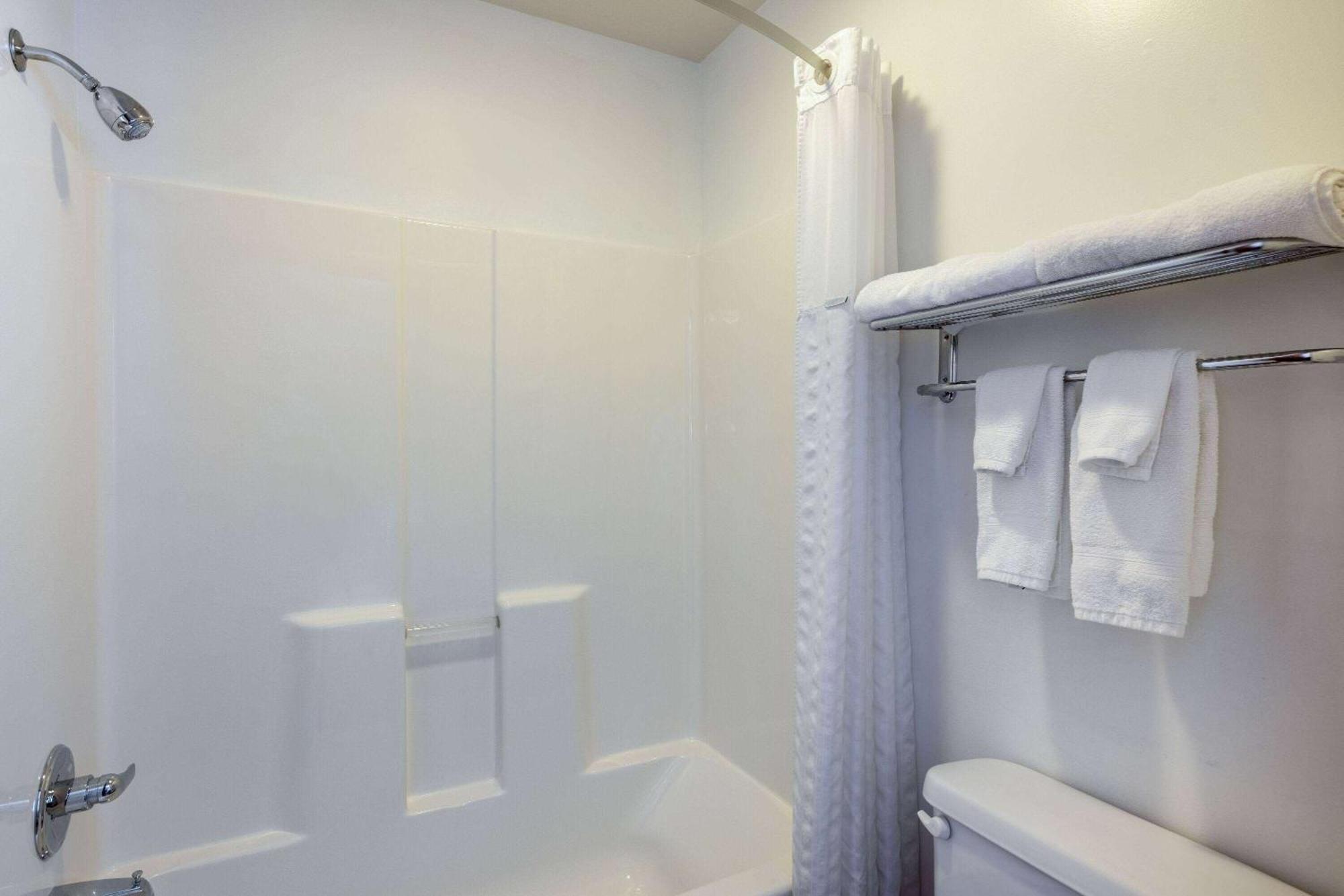 Travelodge By Wyndham Livingston Zewnętrze zdjęcie